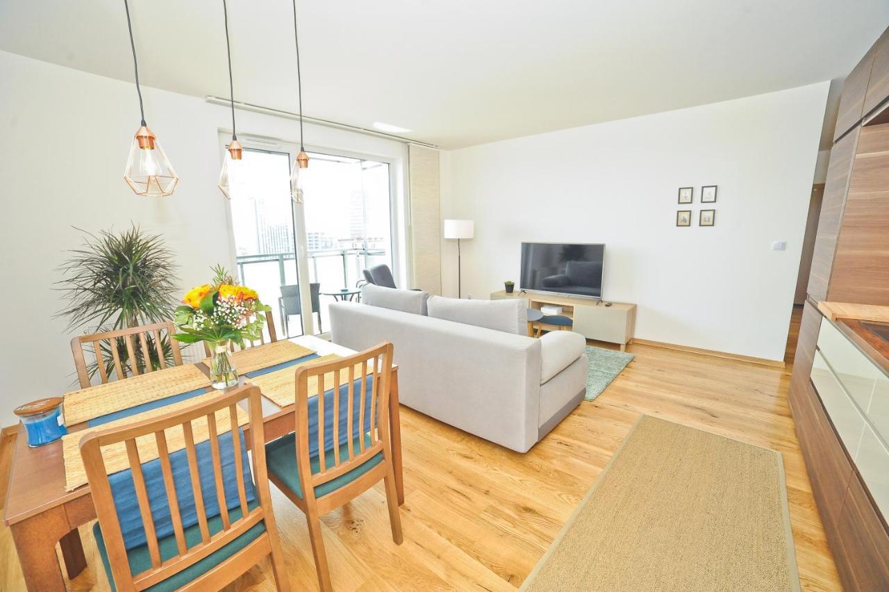 Grand Apartments - Three Bedrooms With Panorama Of The Old Town グダニスク エクステリア 写真