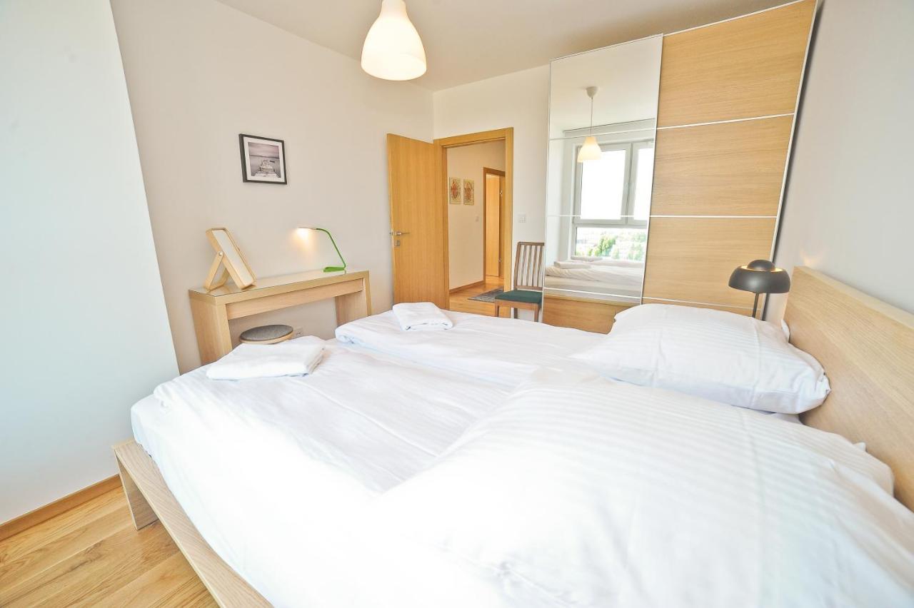 Grand Apartments - Three Bedrooms With Panorama Of The Old Town グダニスク エクステリア 写真