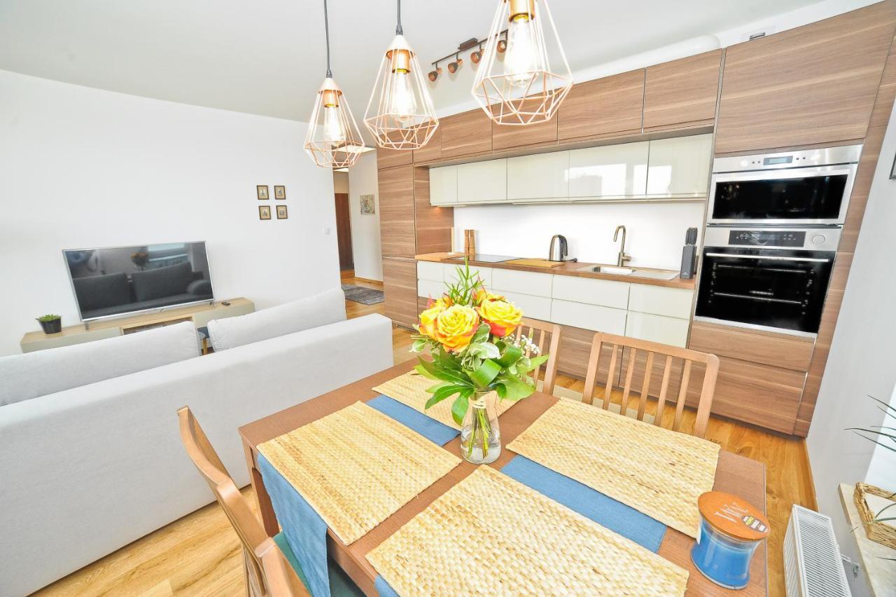 Grand Apartments - Three Bedrooms With Panorama Of The Old Town グダニスク エクステリア 写真