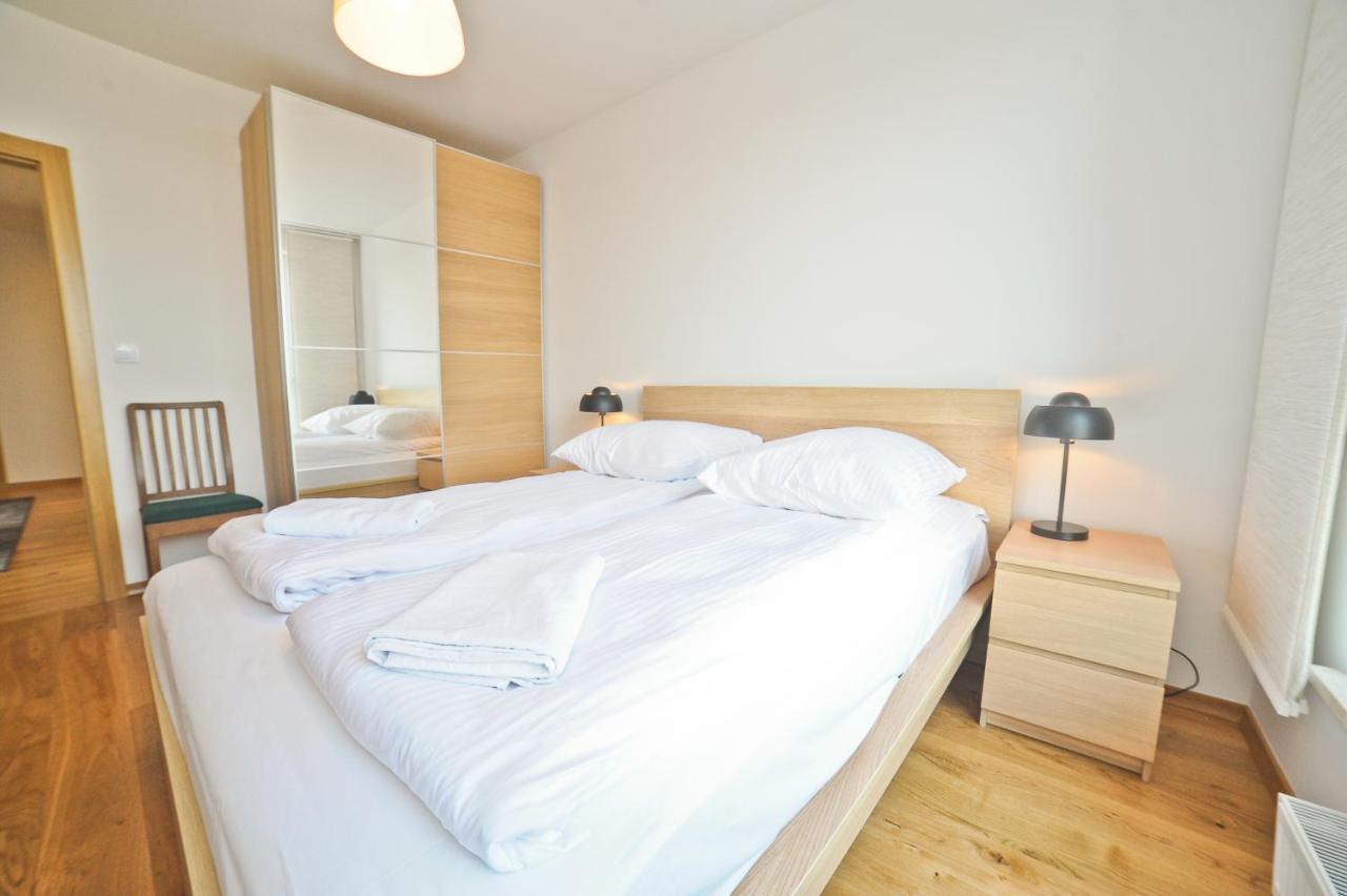 Grand Apartments - Three Bedrooms With Panorama Of The Old Town グダニスク エクステリア 写真